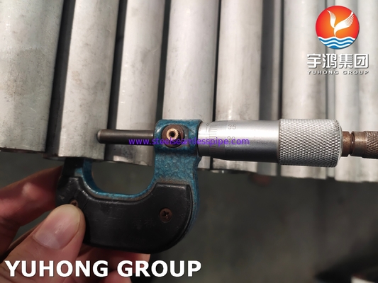 ASTM A789 S31803 S32205 두 부분으로 되 Steel&Stainless 강철 같&Alloy 스틸 튜브와 파이프 이음새가 없는 용접된 6M/PC 12M/PC ISO9001