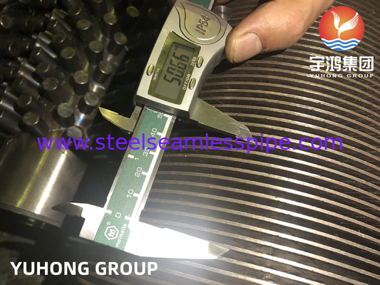 ASTM EN DIN ASTM A106 Gr.B A335 P5 P9 A312 TP304 317L 스터드 핀 튜브