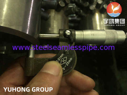 ASTM EN DIN ASTM A106 Gr.B A335 P5 P9 A312 TP304 317L 스터드 핀 튜브
