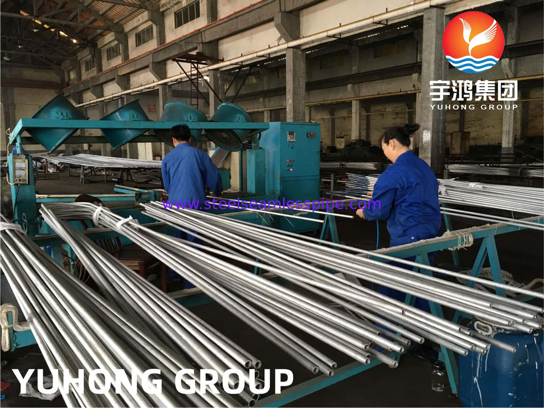 ASME SA213 TP904L UNS NO8904 스테인리스 스틸 U 굽기 튜브 19.05 MM X 1.65MM 열 교환기