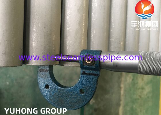 스테인레스 강 인발관 ASTM A269 TP304L 16 Ｘ 1 Ｘ 6000 밀리미터는  단련하고 소금물에 절였습니다